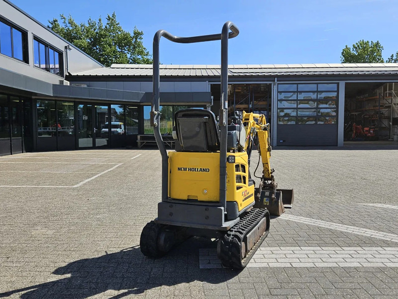 New Holland E10SR Mini kraan - Minigrúa: foto 4 New Holland E10SR Mini kraan - Minigrúa: foto 4