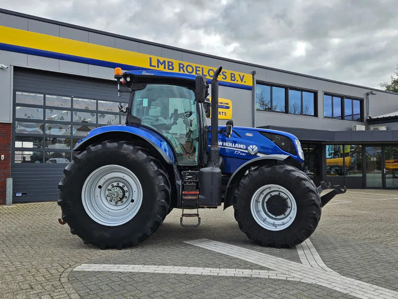 New Holland T7.230AC Autocommand - Tractor: foto 2 New Holland T7.230AC Autocommand - Tractor: foto 2
