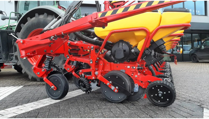 Vaderstad Tempo V 8 - Maquinaria de siembra: foto 5 Vaderstad Tempo V 8 - Maquinaria de siembra: foto 5