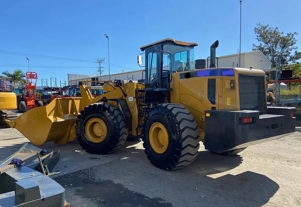NEW CAT Caterpillar 7 TON Loader Warranty up to 10 YEARS НОВА Копарка CAT Caterpillar 7 ТОН Гарантія до 10 РОКІВ NOWA Ładowarka CAT Caterpillar 7 TON Gwarancja do 10 LAT - Cargadora de ruedas: foto 4 NEW CAT Caterpillar 7 TON Loader Warranty up to 10 YEARS НОВА Копарка CAT Caterpillar 7 ТОН Гарантія до 10 РОКІВ NOWA Ładowarka CAT Caterpillar 7 TON Gwarancja do 10 LAT - Cargadora de ruedas: foto 4