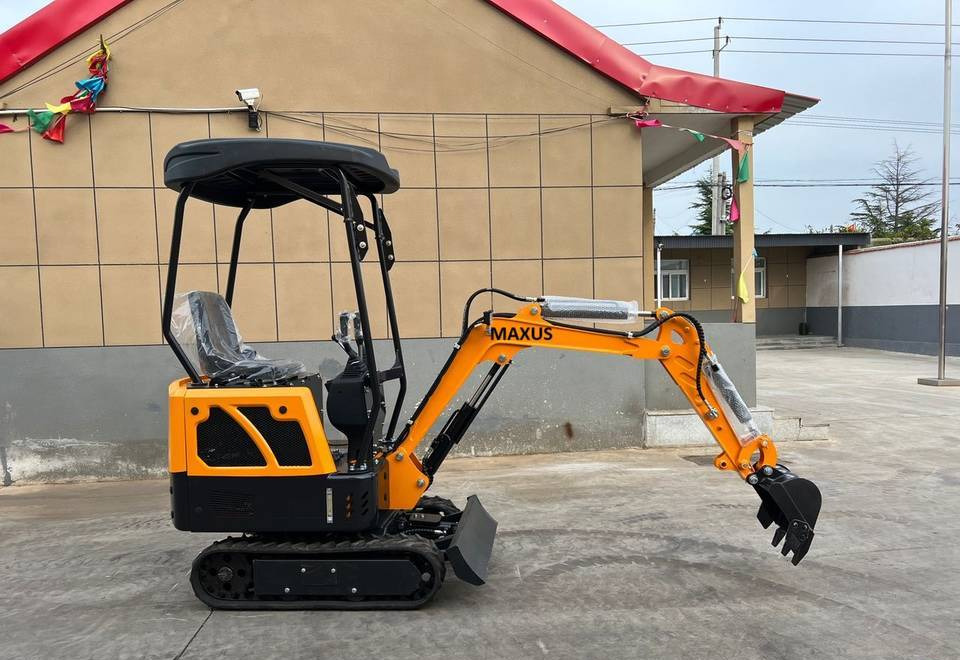 NEW MAXUS Kubota Excavator Euro 5 Warranty up to 10 YEARS НОВА копарка MAXUS Kubota Euro 5 Гарантія до 10 РОКІВ NOWA koparka MAXUS Kubota Euro 5 Gwarancja do 10 LAT - Miniexcavadora: foto 2 NEW MAXUS Kubota Excavator Euro 5 Warranty up to 10 YEARS НОВА копарка MAXUS Kubota Euro 5 Гарантія до 10 РОКІВ NOWA koparka MAXUS Kubota Euro 5 Gwarancja do 10 LAT - Miniexcavadora: foto 2