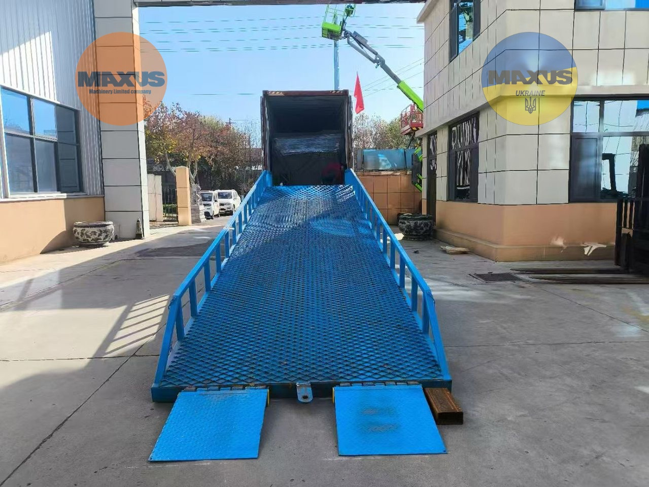 Rampa de carga nuevo maxus NEW mobile loading ramp with a capacity of 10 tons: foto 7