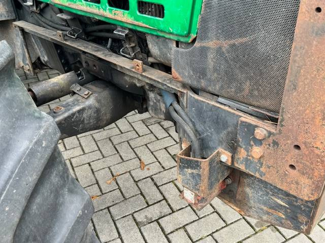 Tractor Valtra 6650 Hitech Twintrac: foto 14