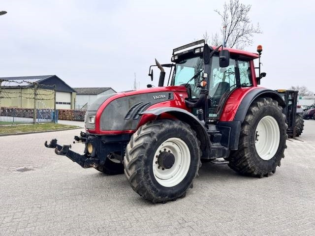 Valtra T172 Direct FH+PTO, 6772 uur! - Tractor: foto 4 Valtra T172 Direct FH+PTO, 6772 uur! - Tractor: foto 4