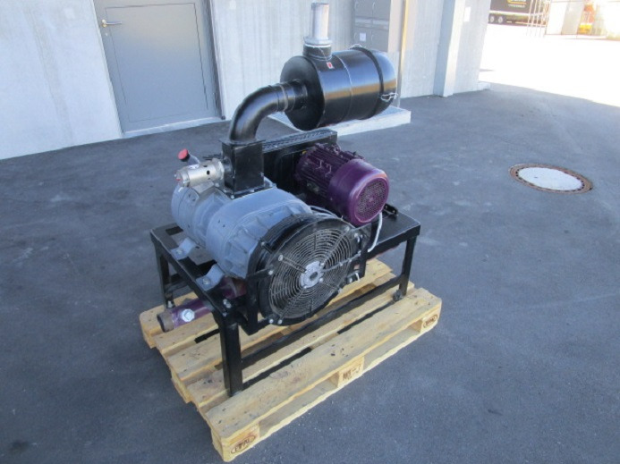 BARRATI VAKUUMPUMPE MIT GESTELL MIT ANSAUGFILTER UND SCHALLDÄMPFER - Máquina de embalaje: foto 2 BARRATI VAKUUMPUMPE MIT GESTELL MIT ANSAUGFILTER UND SCHALLDÄMPFER - Máquina de embalaje: foto 2