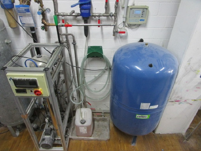 KOMPRESSOR BABY STAR Cat.1 MIT OSMOSEVORRICHTUNG & TANK - Máquina de impresión: foto 2 KOMPRESSOR BABY STAR Cat.1 MIT OSMOSEVORRICHTUNG & TANK - Máquina de impresión: foto 2