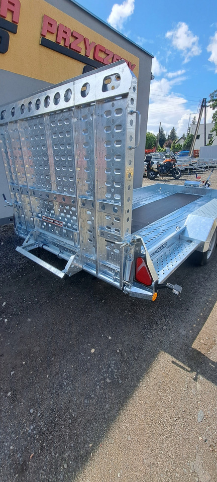 PRZYCZEPA Z RAMPĄ POD KOPARKĘ DO MINIKOPARKI 3500 / TRAILER WITH RAMPS FOR EXCAVATOR MINI EXCAVATOR 3500 - Remolque porta maquinaria: foto 4 PRZYCZEPA Z RAMPĄ POD KOPARKĘ DO MINIKOPARKI 3500 / TRAILER WITH RAMPS FOR EXCAVATOR MINI EXCAVATOR 3500 - Remolque porta maquinaria: foto 4