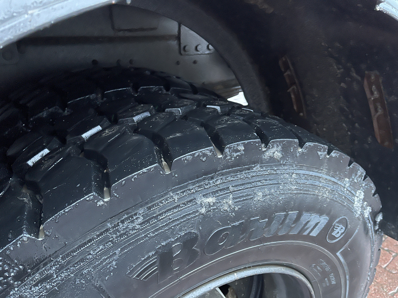 Camión volquete MERCEDES-BENZ 1824: foto 9