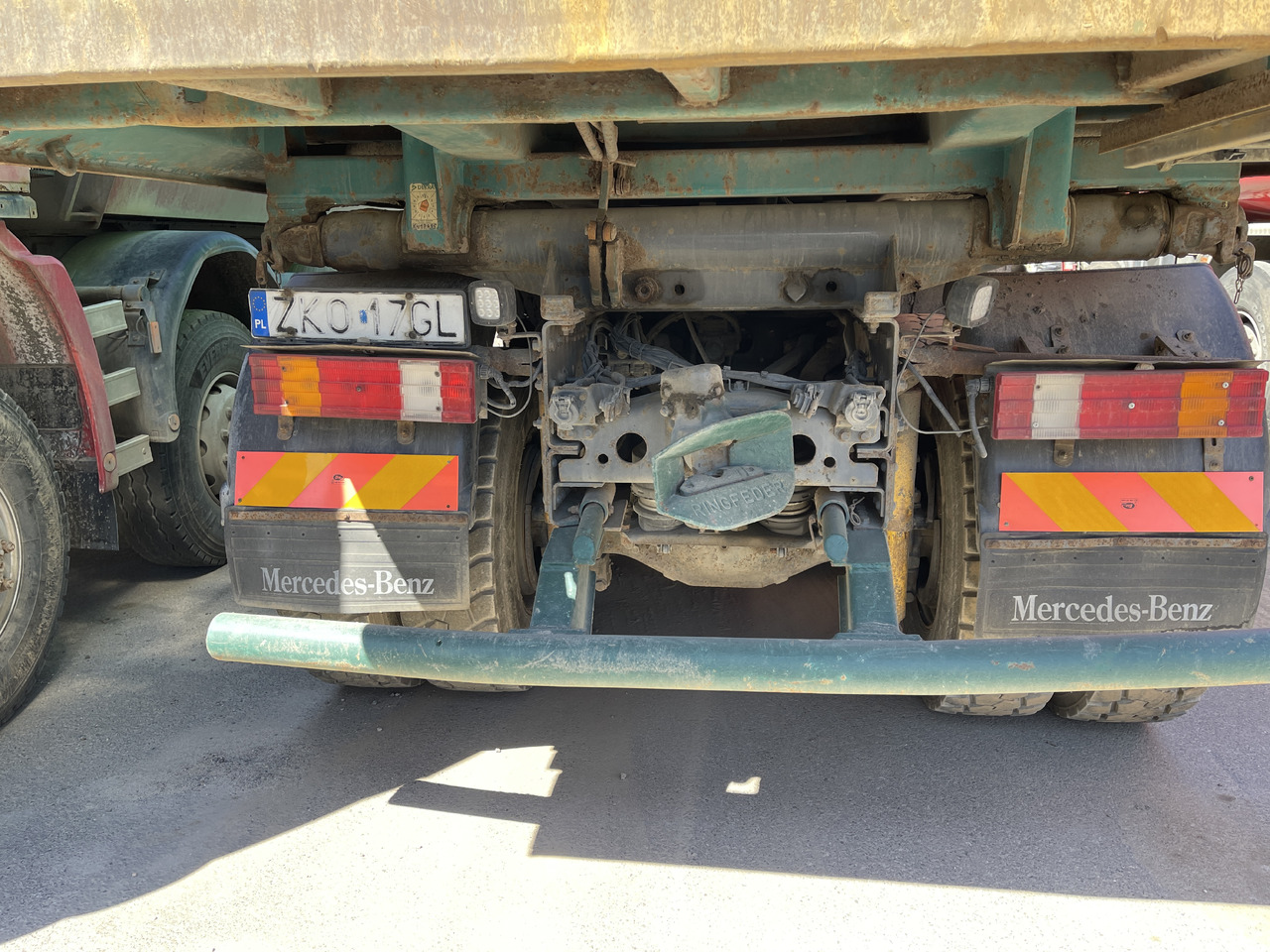 MERCEDES-BENZ Actros 3331 - Camión volquete: foto 5 MERCEDES-BENZ Actros 3331 - Camión volquete: foto 5