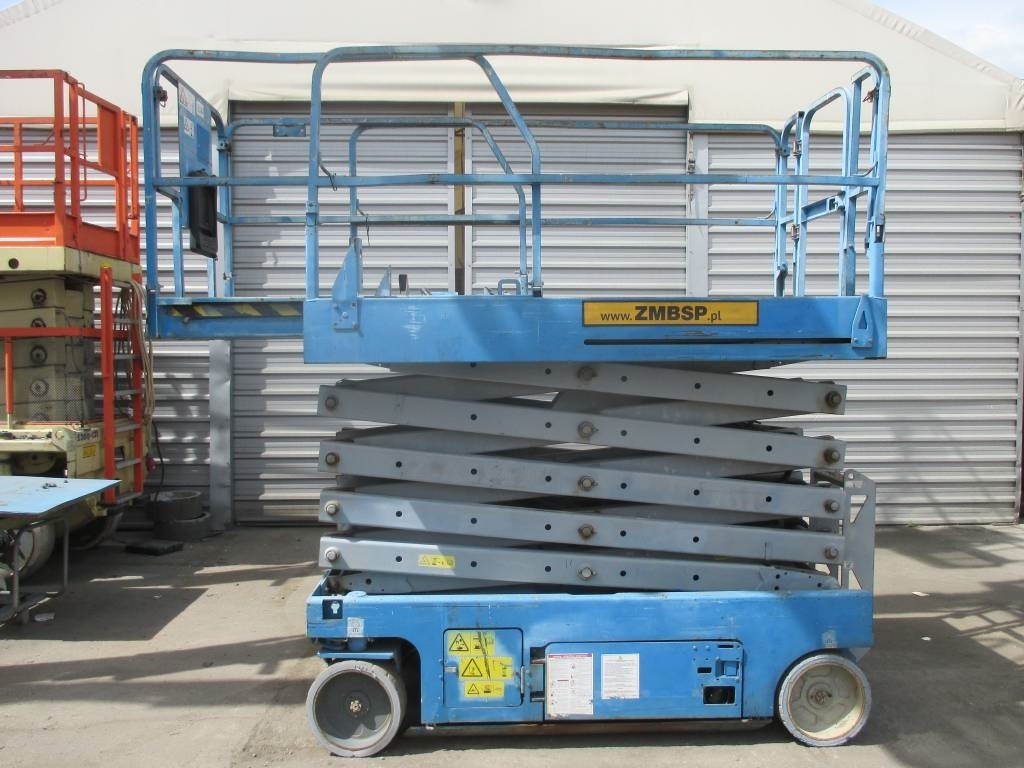 Genie GS 3246 - Plataforma de tijeras: foto 1 Genie GS 3246 - Plataforma de tijeras: foto 1