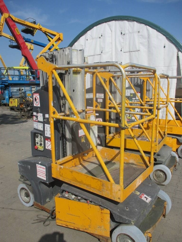 JLG Toucan Junior 8 - Plataforma de mástil vertical: foto 2 JLG Toucan Junior 8 - Plataforma de mástil vertical: foto 2