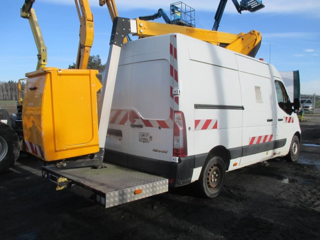 Klubb K32 - Camión con plataforma elevadora: foto 3 Klubb K32 - Camión con plataforma elevadora: foto 3