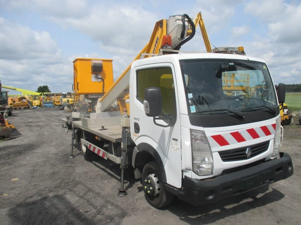 Camión con plataforma elevadora Multitel MT 202 DS: foto 9 Camión con plataforma elevadora Multitel MT 202 DS: foto 9