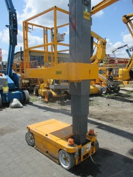 SkyJack SJ 12 - Plataforma de mástil vertical: foto 5 SkyJack SJ 12 - Plataforma de mástil vertical: foto 5