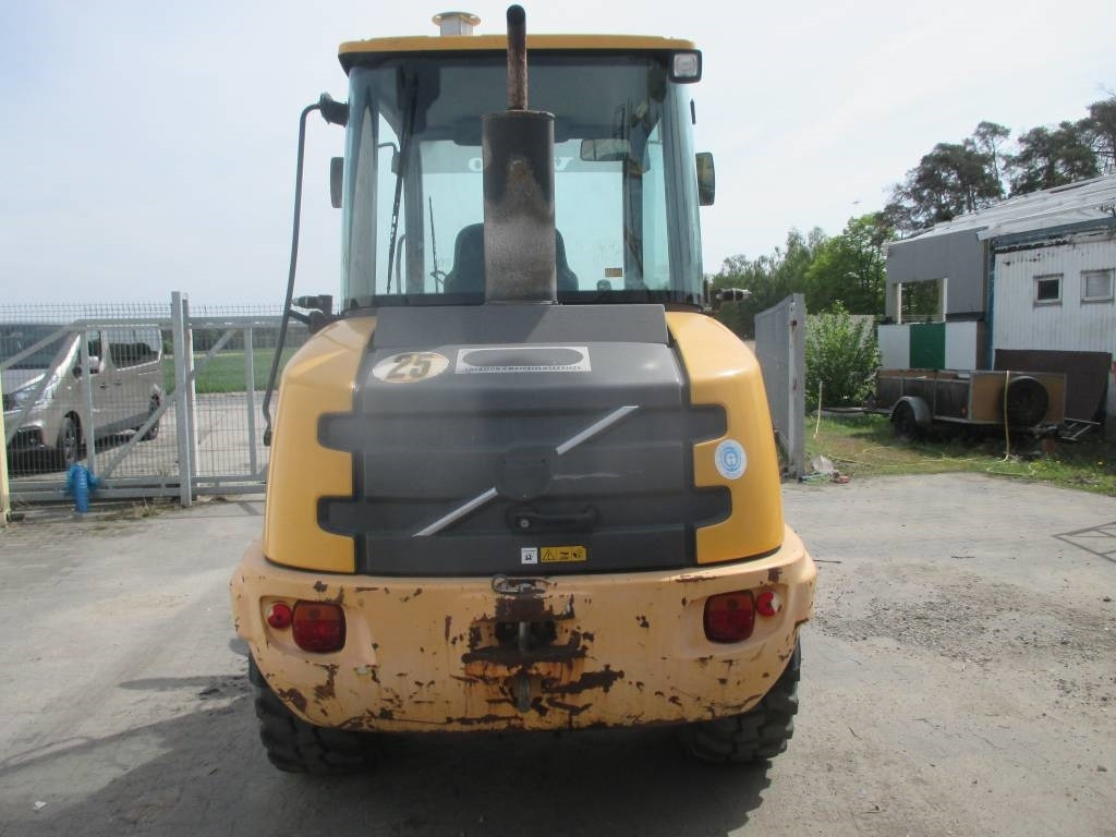 Volvo L 25 F - Cargadora de ruedas: foto 3 Volvo L 25 F - Cargadora de ruedas: foto 3