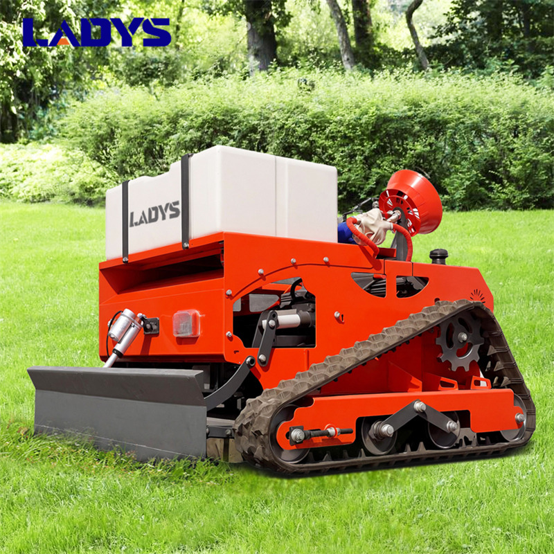 Cortacésped nuevo LADYS LD1000 Multi-function remote control lawn mower Track crawler gasoline gas All-terrain  Agricultural Sprayers Pesticide spraying lawn mower for sale: foto 8