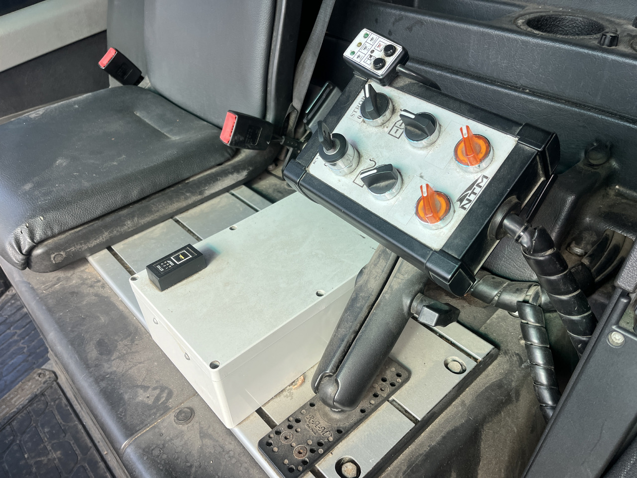 Camión de basura MERCEDES-BENZ Ecionic 2630 2 camber NTM: foto 14 Camión de basura MERCEDES-BENZ Ecionic 2630 2 camber NTM: foto 14