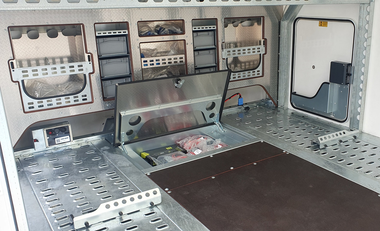 Leasing de BRIAN JAMES TRAILERS NEW Race Sport BRIAN JAMES TRAILERS NEW Race Sport: foto 13 Leasing de BRIAN JAMES TRAILERS NEW Race Sport BRIAN JAMES TRAILERS NEW Race Sport: foto 13