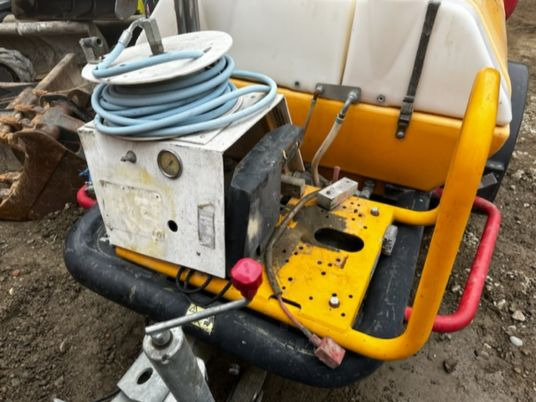 Hidrolimpiadora, Remolque de coche BRENDON BBW30KPE: foto 6 Hidrolimpiadora, Remolque de coche BRENDON BBW30KPE: foto 6