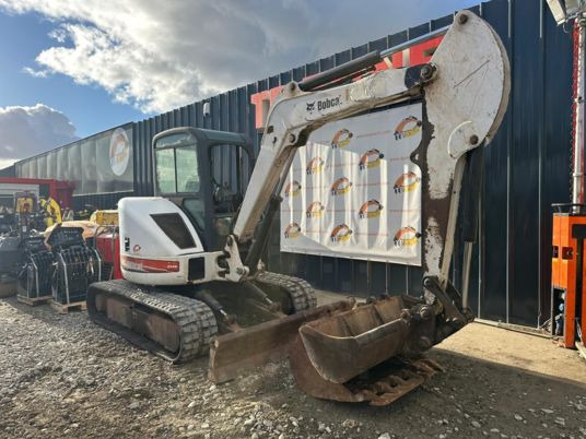 Miniexcavadora Bobcat 435 EG à 18 500 € HT: foto 15 Miniexcavadora Bobcat 435 EG à 18 500 € HT: foto 15