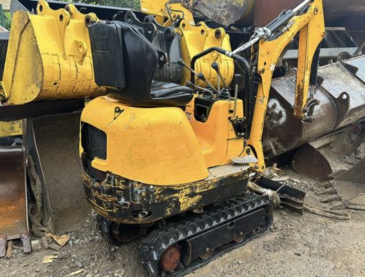 JCB 8008 CTS à 5900€ HT - Miniexcavadora: foto 3 JCB 8008 CTS à 5900€ HT - Miniexcavadora: foto 3