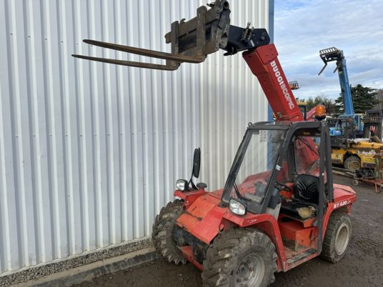 Manitou BT420 Evo - 4x4 - Manipulador telescópico: foto 4 Manitou BT420 Evo - 4x4 - Manipulador telescópico: foto 4