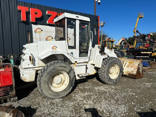 Venieri Case 421B à 13 500 € HT - Cargadora de ruedas: foto 4 Venieri Case 421B à 13 500 € HT - Cargadora de ruedas: foto 4