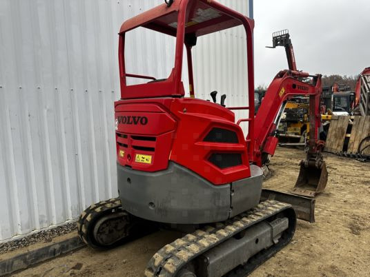 Volvo ECR25D Canopy - Miniexcavadora: foto 1 Volvo ECR25D Canopy - Miniexcavadora: foto 1