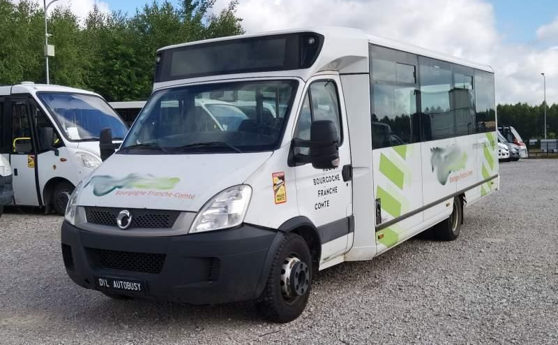 Iveco Aptineo Daily 34*NOWY SILNIK*klimatyzacja*webasto - Autobús suburbano: foto 4 Iveco Aptineo Daily 34*NOWY SILNIK*klimatyzacja*webasto - Autobús suburbano: foto 4