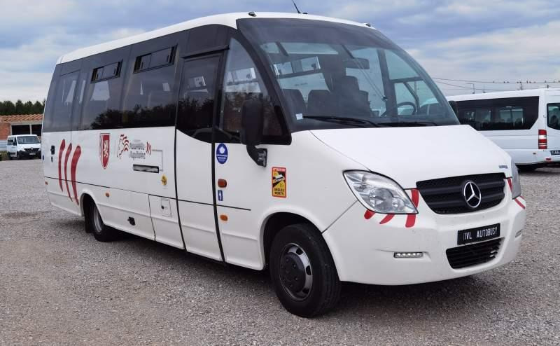 Mercedes-Benz WING VARIO 34 euro 5 *klimatyzacja*webasto*winda - Autobús suburbano: foto 1 Mercedes-Benz WING VARIO 34 euro 5 *klimatyzacja*webasto*winda - Autobús suburbano: foto 1