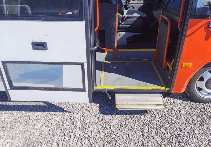 Leasing de VW T5 KUTSENITS CITY 17 miejsc siedzących 2013 rok VW T5 KUTSENITS CITY 17 miejsc siedzących 2013 rok: foto 10 Leasing de VW T5 KUTSENITS CITY 17 miejsc siedzących 2013 rok VW T5 KUTSENITS CITY 17 miejsc siedzących 2013 rok: foto 10