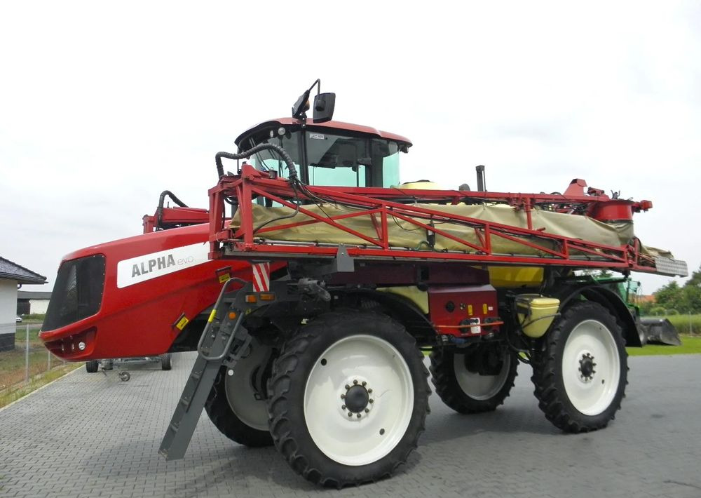 Hardi ALPHA 4100 EVO 2013 Rok, 30 metrow,40 km/h,GPS, Nie Malowany, Stan Bardzo Dobry - Pulverizador: foto 1 Hardi ALPHA 4100 EVO 2013 Rok, 30 metrow,40 km/h,GPS, Nie Malowany, Stan Bardzo Dobry - Pulverizador: foto 1