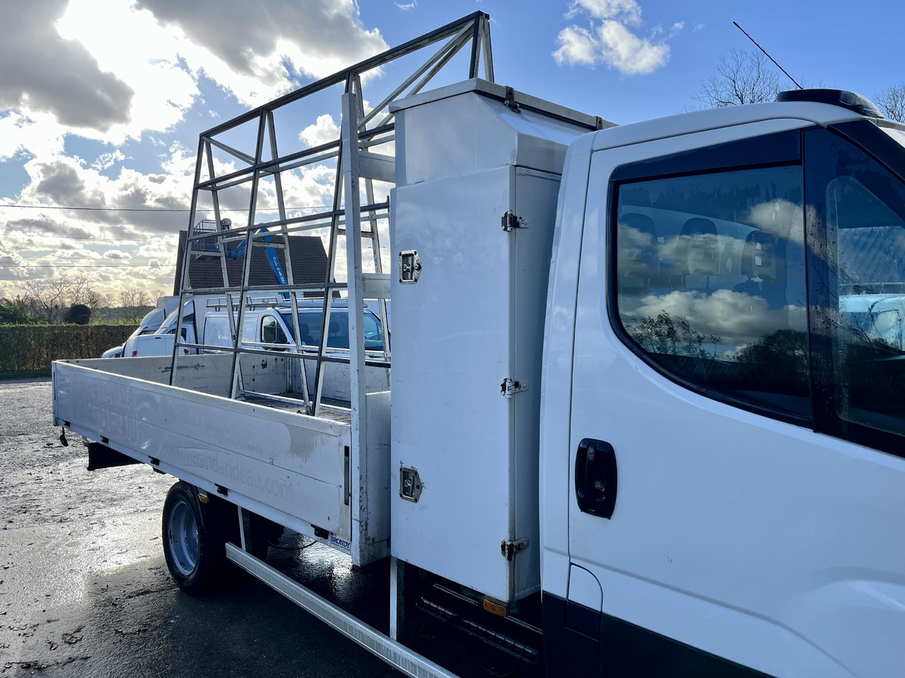 IVECO Daily 35-180 35c18 plateau - Furgoneta caja abierta: foto 5 IVECO Daily 35-180 35c18 plateau - Furgoneta caja abierta: foto 5