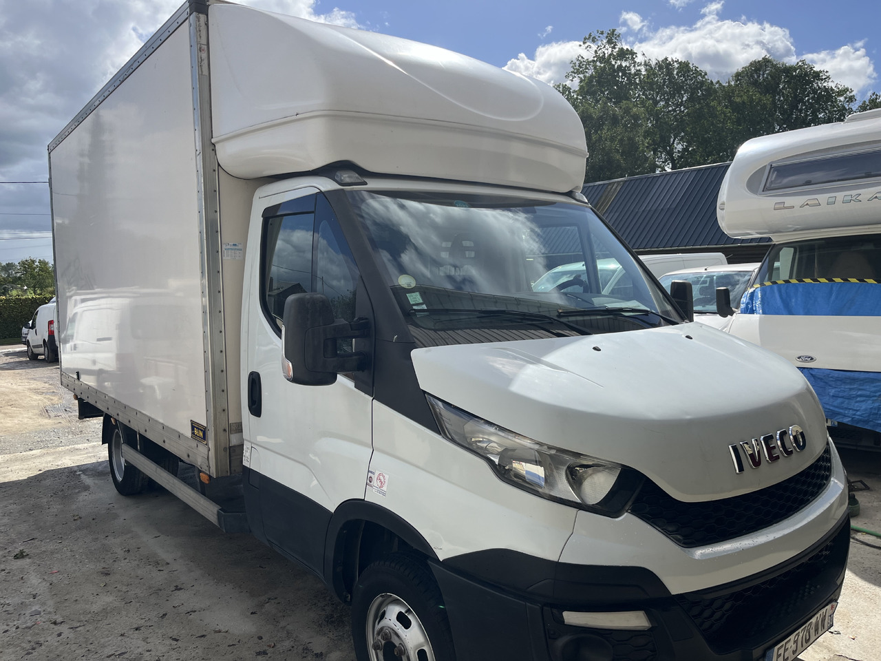 Iveco Daily 35-130 35c13 caisse - Furgoneta caja cerrada: foto 1 Iveco Daily 35-130 35c13 caisse - Furgoneta caja cerrada: foto 1