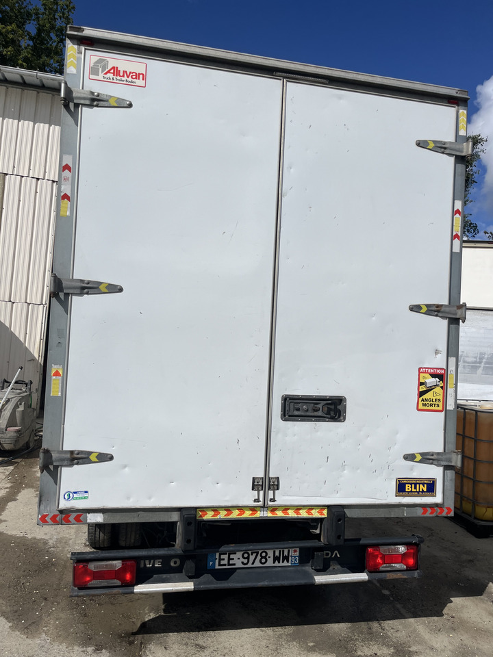 Iveco Daily 35-130 35c13 caisse - Furgoneta caja cerrada: foto 3 Iveco Daily 35-130 35c13 caisse - Furgoneta caja cerrada: foto 3