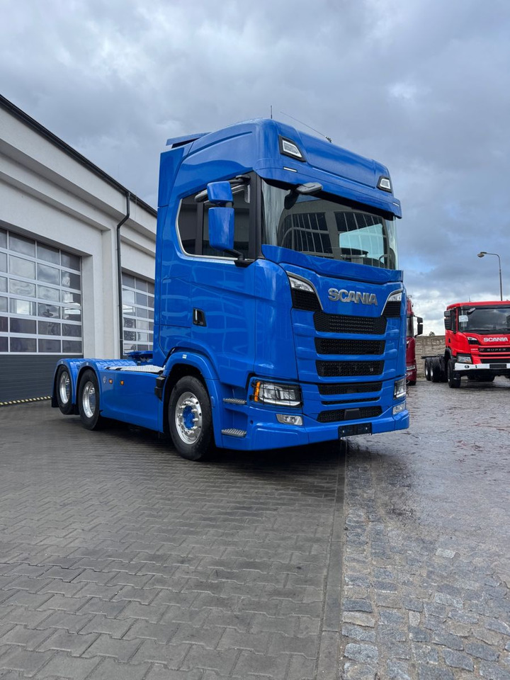 Scania S660 V8 - Cabeza tractora: foto 3 Scania S660 V8 - Cabeza tractora: foto 3
