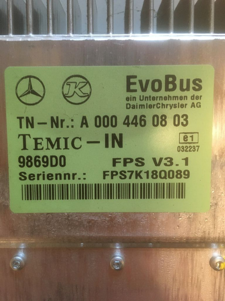 Mercedes-Benz Temic A0004460803 FPS 3.1 Steuergerät A 000 446 08 03 - Sistema eléctrico para Autobús: foto 2 Mercedes-Benz Temic A0004460803 FPS 3.1 Steuergerät A 000 446 08 03 - Sistema eléctrico para Autobús: foto 2