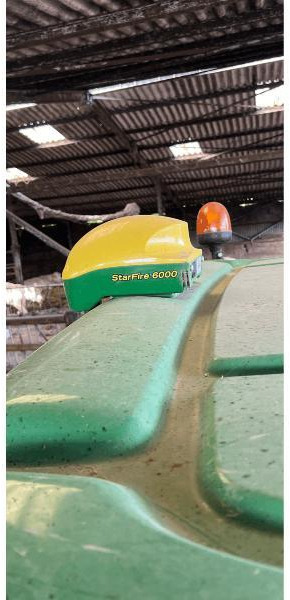 JOHN DEERE 6135R - Tractor: foto 5 JOHN DEERE 6135R - Tractor: foto 5