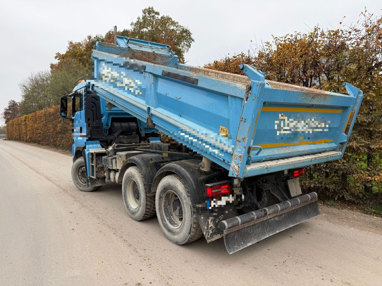 MAN 26.500 - Camión volquete: foto 3 MAN 26.500 - Camión volquete: foto 3