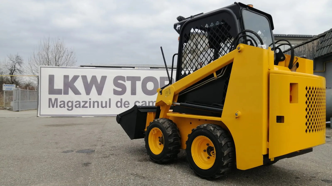 Bobcat Front Loader Ram Italia FM 120 – Hammer Installation - Minicargadora: foto 5 Bobcat Front Loader Ram Italia FM 120 – Hammer Installation - Minicargadora: foto 5