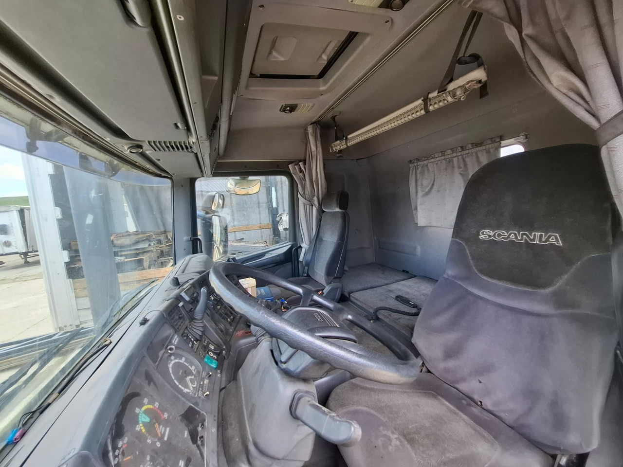 Scania B 6X2 - Cabeza tractora: foto 3 Scania B 6X2 - Cabeza tractora: foto 3