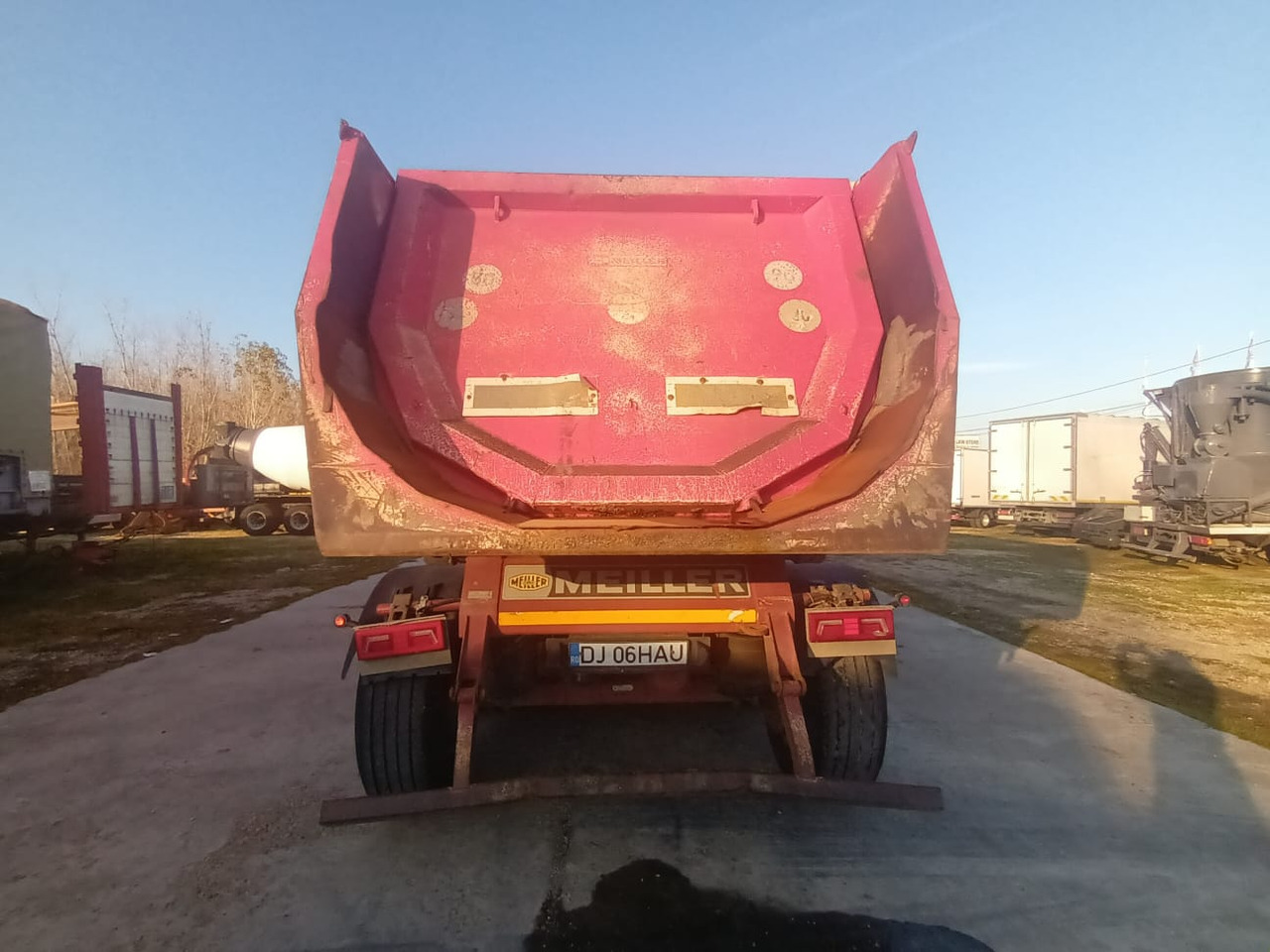 Tractor Head Mercedes-Benz Actros (2014) + Semi-trailer Tipper Meiller – Kipper (2004) - Cabeza tractora: foto 3 Tractor Head Mercedes-Benz Actros (2014) + Semi-trailer Tipper Meiller – Kipper (2004) - Cabeza tractora: foto 3