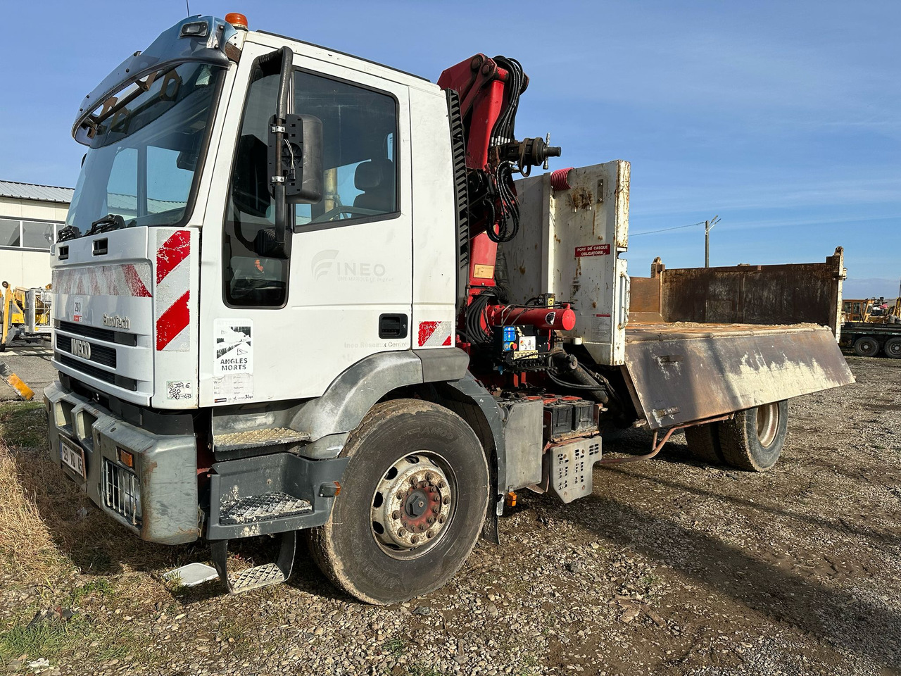 Leasing de  IVECO EUROTRAKKER TIPPER IVECO EUROTRAKKER TIPPER: foto 7