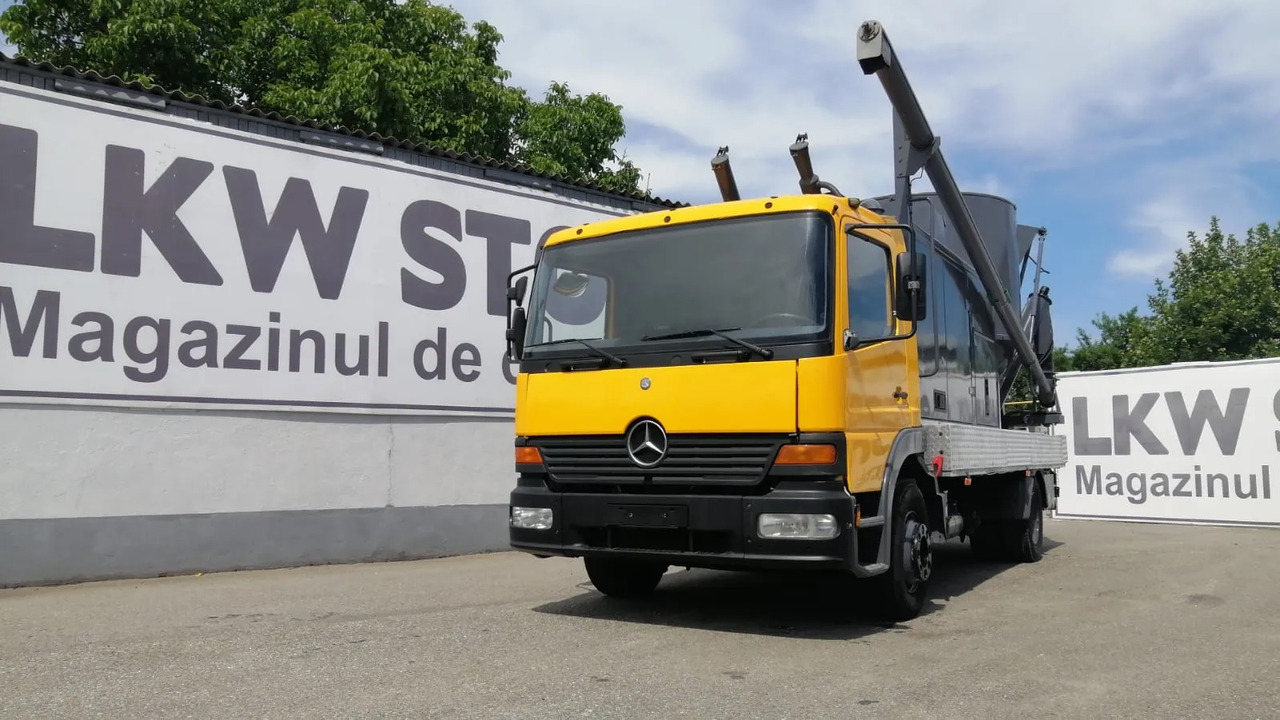 Mercedes-Benz Atego & Gmelin Animal Feed Mill and Mixer/FNC - Maquinaria ganadera: foto 1 Mercedes-Benz Atego & Gmelin Animal Feed Mill and Mixer/FNC - Maquinaria ganadera: foto 1