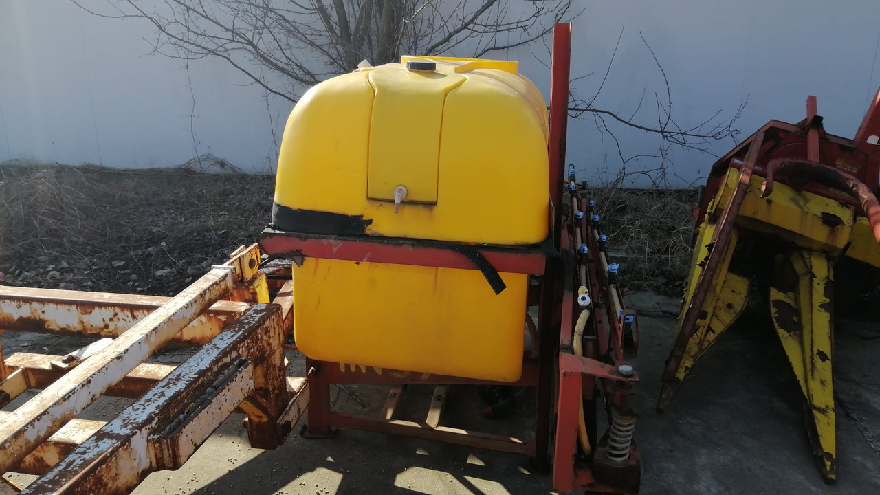 Herbicide Worn /Sprayer 800 l 12m - Otros maquinaria: foto 2 Herbicide Worn /Sprayer 800 l 12m - Otros maquinaria: foto 2