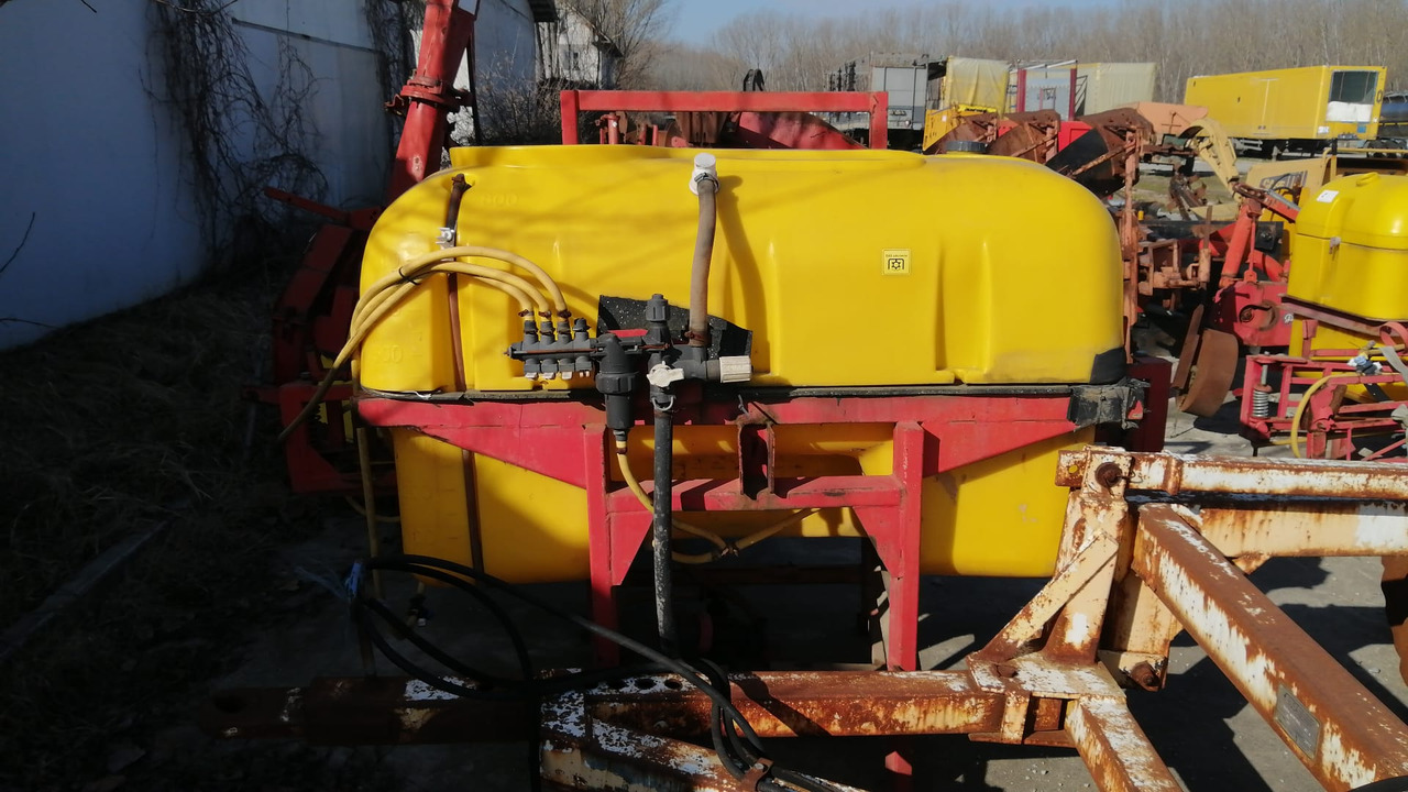 Herbicide Worn /Sprayer 800 l 12m - Otros maquinaria: foto 5 Herbicide Worn /Sprayer 800 l 12m - Otros maquinaria: foto 5