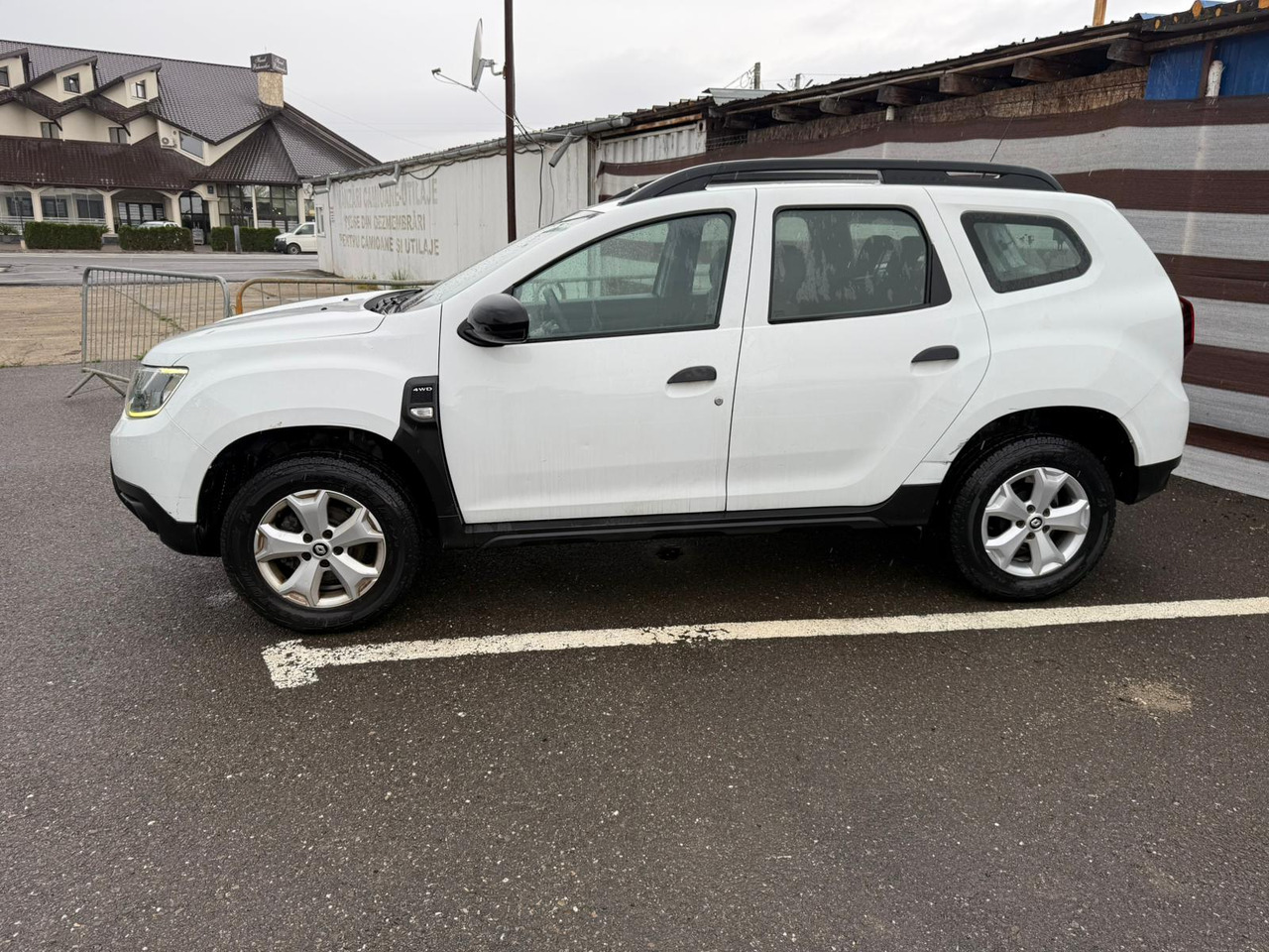 RENAULT DUSTER 4X4 - SUV/ Todoterreno: foto 2 RENAULT DUSTER 4X4 - SUV/ Todoterreno: foto 2