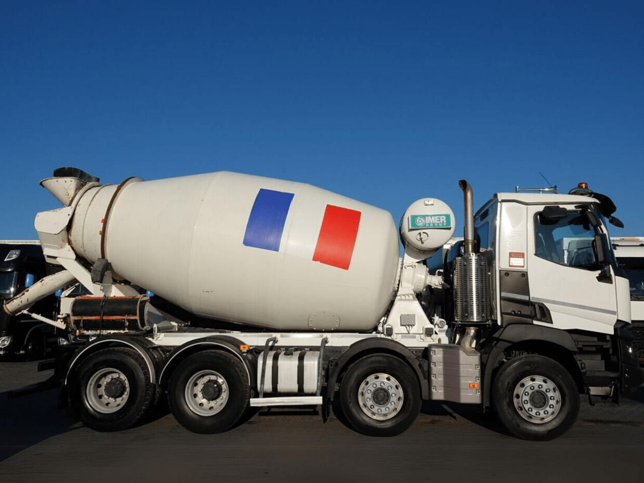 Renault C 430 8×4 Beton Mixer 9m3, TOP !!! - Camión hormigonera: foto 5 Renault C 430 8×4 Beton Mixer 9m3, TOP !!! - Camión hormigonera: foto 5