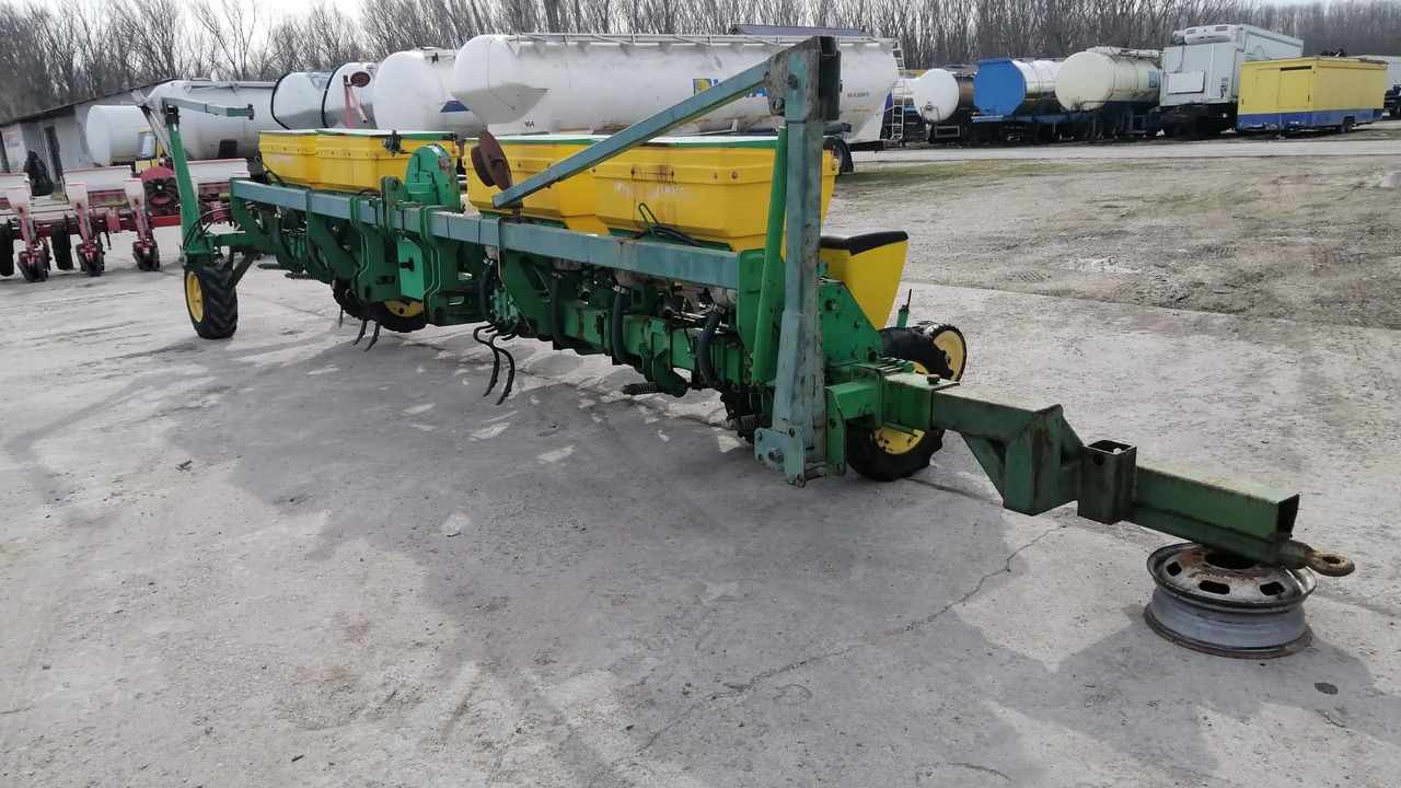 SFOGGIA GAMA PLUS 12/9m/12 Rows Seeding Machine - Sembradora de precisión: foto 3 SFOGGIA GAMA PLUS 12/9m/12 Rows Seeding Machine - Sembradora de precisión: foto 3