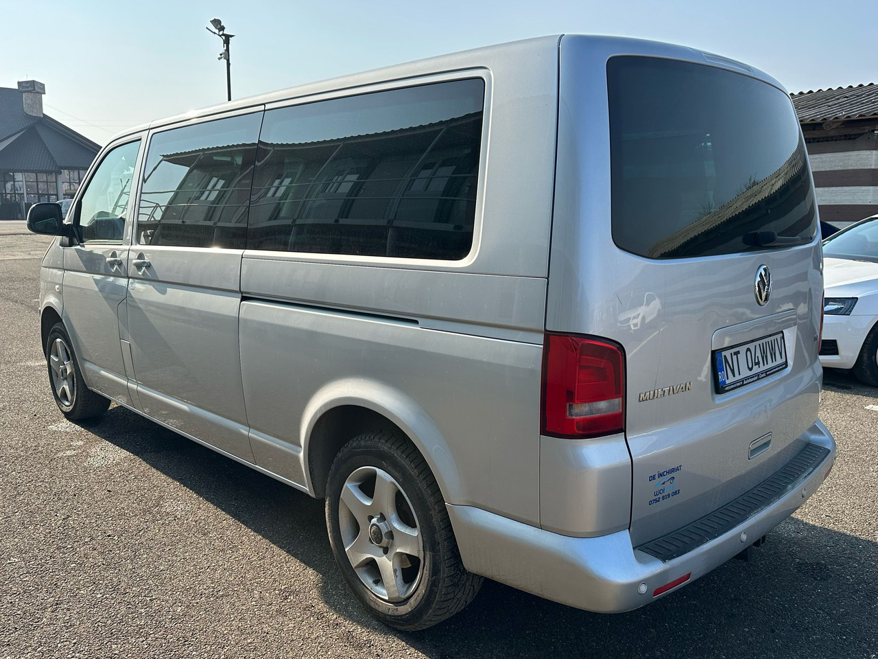 VOLKSWAGEN MULTIVAN - Furgoneta de pasajeros: foto 4 VOLKSWAGEN MULTIVAN - Furgoneta de pasajeros: foto 4